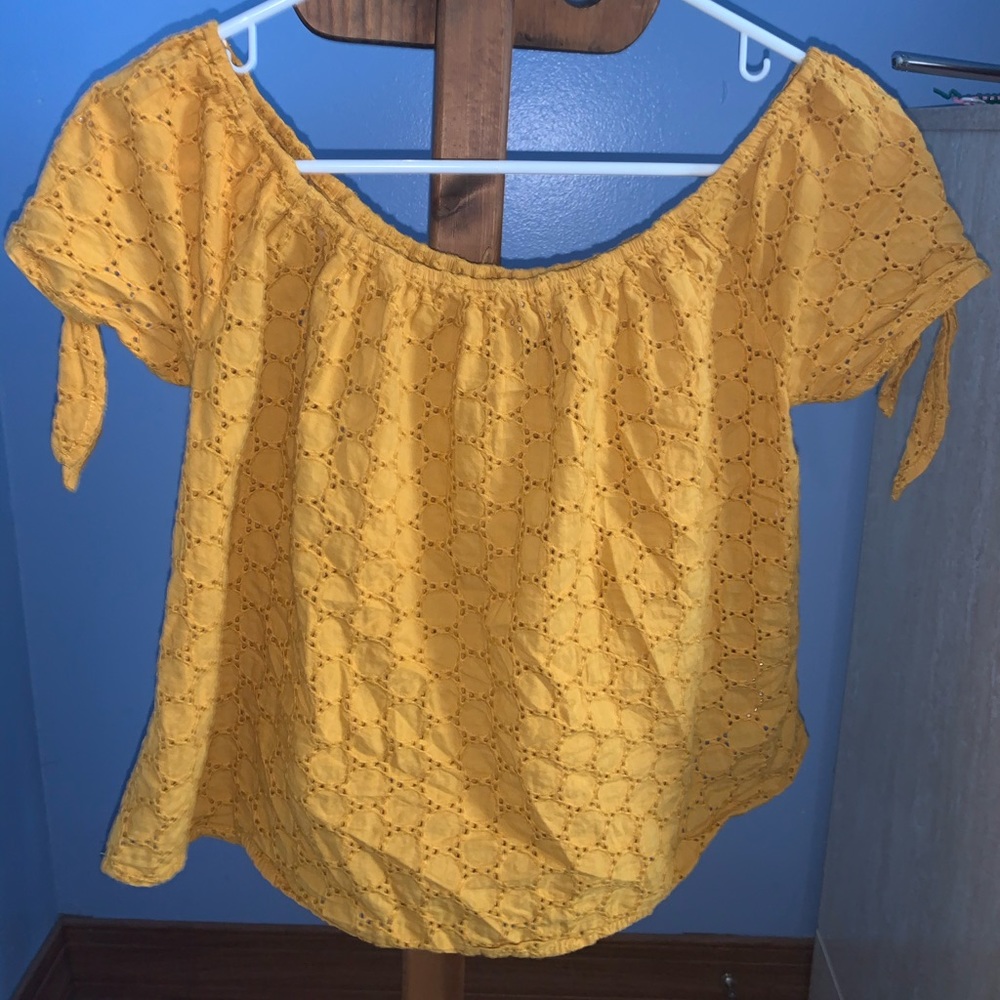 yellow/gold off the shoulder tie sleeve shirt